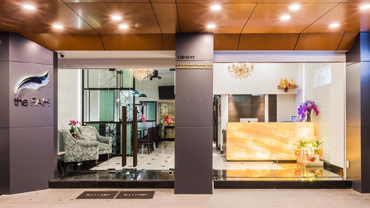 The Fah Silom Hotel Banguecoque Exterior foto