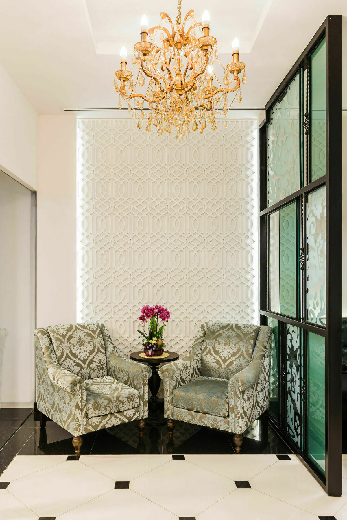 The Fah Silom Hotel Banguecoque Exterior foto